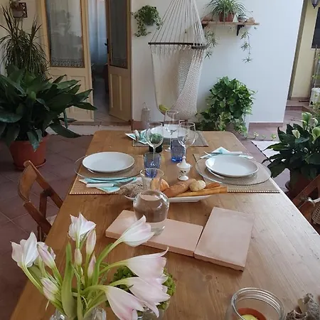 Bed & Breakfast Carminhouse Selargius